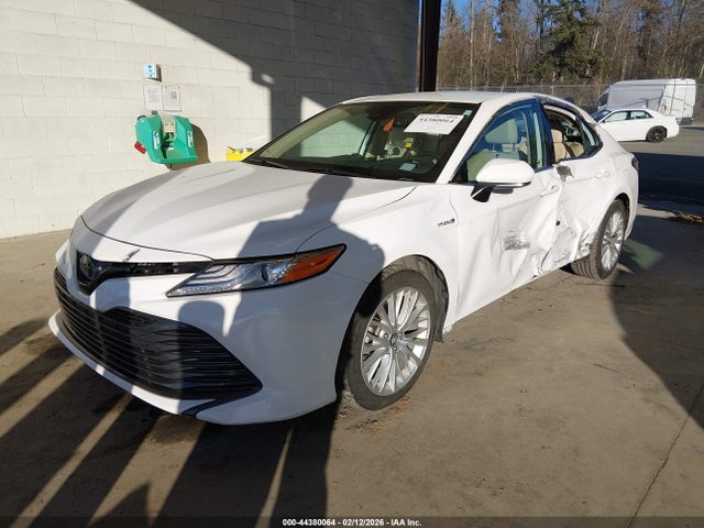 4T1B21HK5KU517977 Toyota Camry Hybrid Xle
