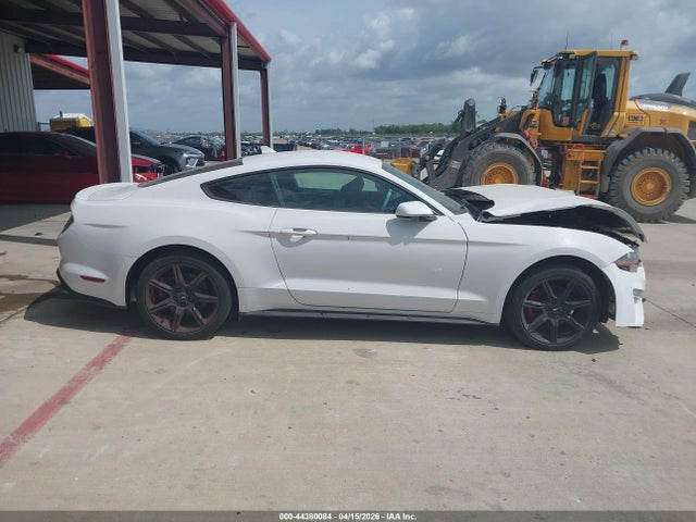 Ford Mustang Ecoboost Premium Fastback 2021 1FA6P8THXM5114057 Image 13