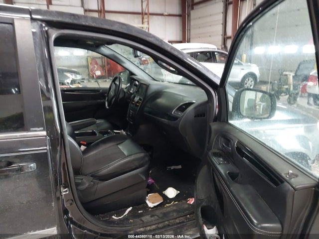Aukcja sprzedaży 2014 Chrysler Town & Country S, vin: 2C4RC1HG3ER177953, numer aukcji: 44380110