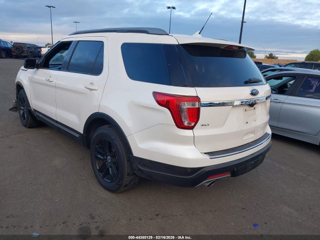 2018 FORD EXPLORER 1FM5K7D82JGC86978 Photo 2