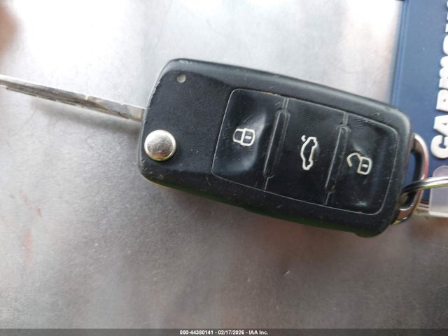 2015 VOLKSWAGEN BEETLE 3VWF17AT1FM607438 Photo 10