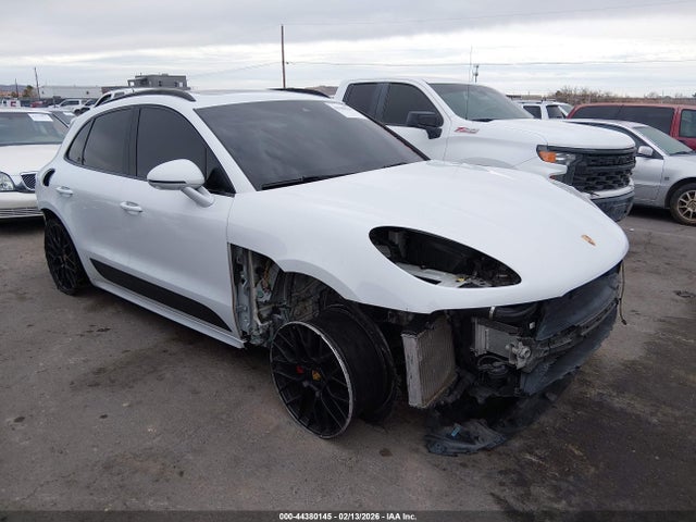 2018 PORSCHE MACAN WP1AG2A58JLB60311