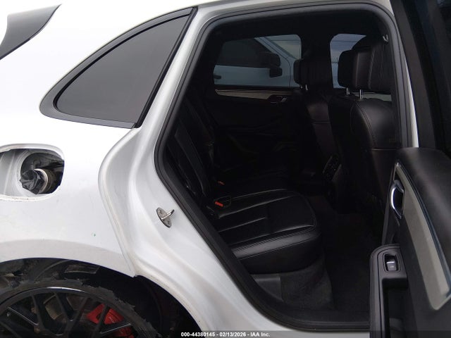 2018 PORSCHE MACAN WP1AG2A58JLB60311 Photo 7