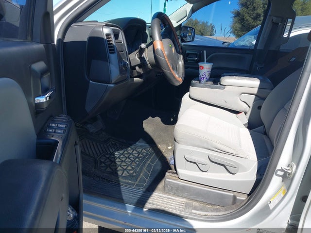 3GCPCPEH4JG331075 Chevrolet Silverado 1500 Custom