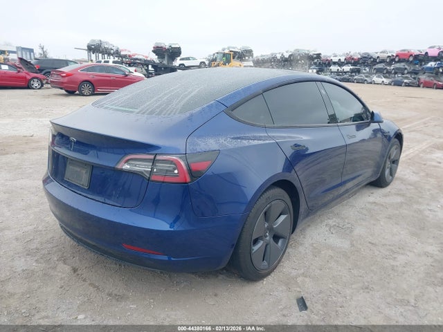 2022 TESLA MODEL 3 5YJ3E1EA8NF166135 Photo 3
