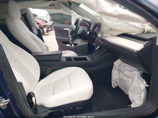 2022 TESLA MODEL 3 5YJ3E1EA8NF166135 Photo 4