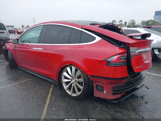 2016 TESLA MODEL X 5YJXCAE23GF001810 Photo 2