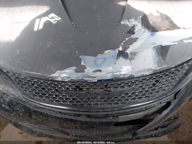 2015 Chrysler 200 S მანქანა იყიდება აუქციონზე, vin: 1C3CCCBG9FN722146, აუქციონის ნომერი: 44380204