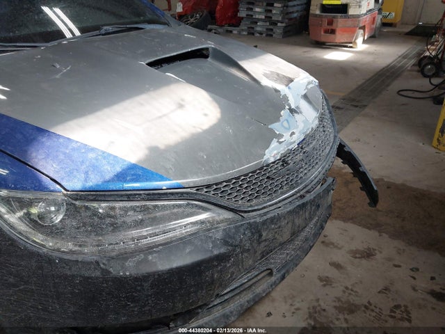 2015 Chrysler 200 S მანქანა იყიდება აუქციონზე, vin: 1C3CCCBG9FN722146, აუქციონის ნომერი: 44380204