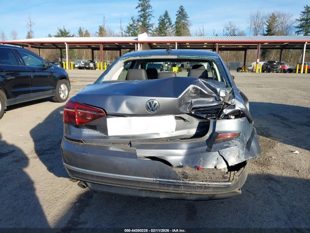 1VWAA7A34JC032370 Volkswagen Passat 2.0t R-line/2.0t S