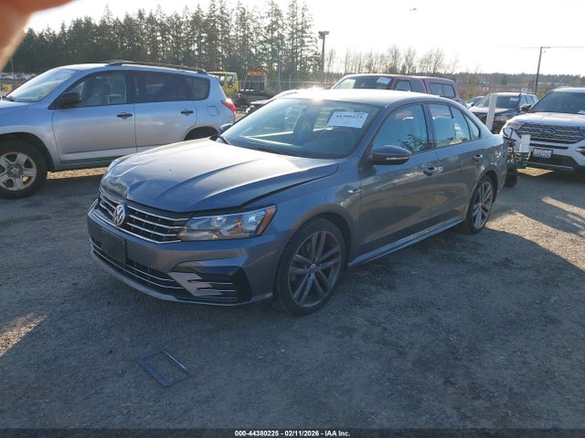 1VWAA7A34JC032370 Volkswagen Passat 2.0t R-line/2.0t S