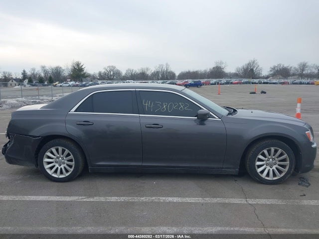 2C3CCAAG5EH100933 Chrysler 300