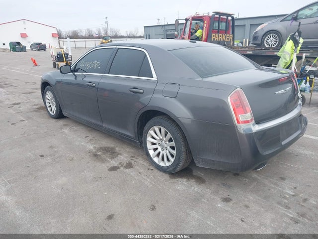 2C3CCAAG5EH100933 Chrysler 300