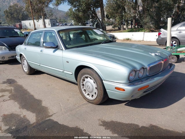 2000 JAGUAR XJ8 SAJDA24C9YLF17343