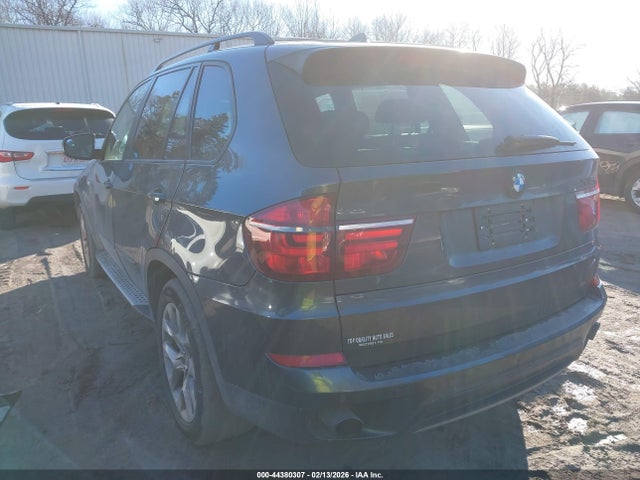 2012 BMW X5 5UXZV4C59CL759061 Photo 2