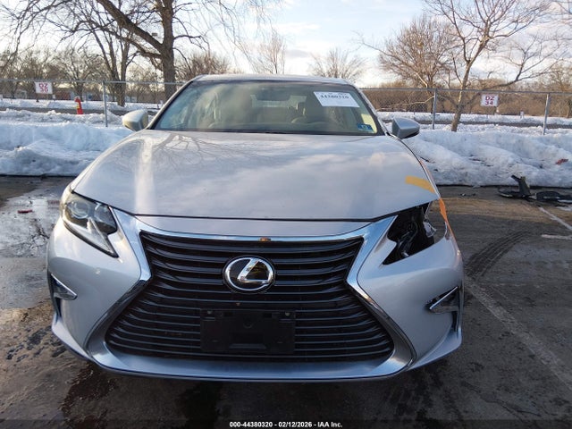 44380320 :رقم المزاد ، 58ABK1GG8GU011038 vin ، 2016 Lexus Es 350 مزاد بيع