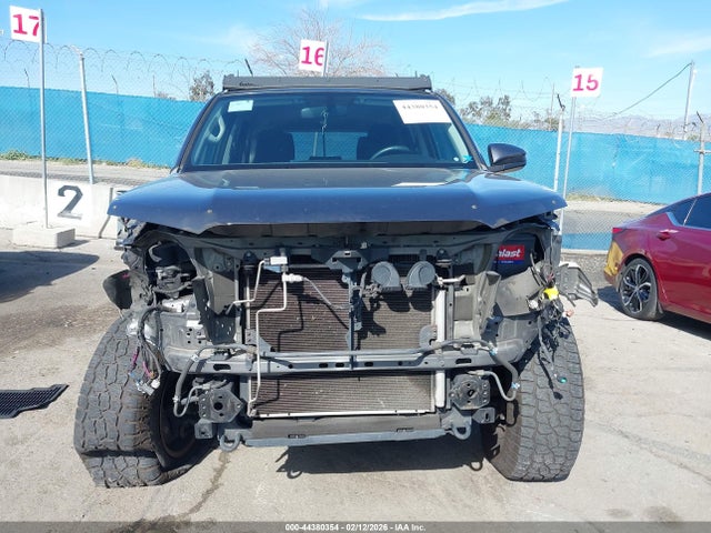 JTEBU5JR5K5654534 Toyota 4RUNNER SR5