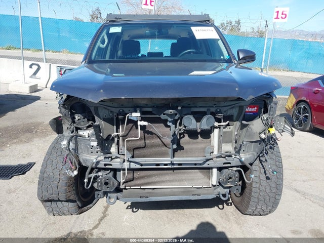 JTEBU5JR5K5654534 Toyota 4RUNNER SR5