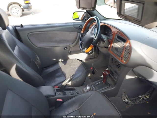 2000 SAAB 9-3 YS3DD78H6Y7001643 Photo 4