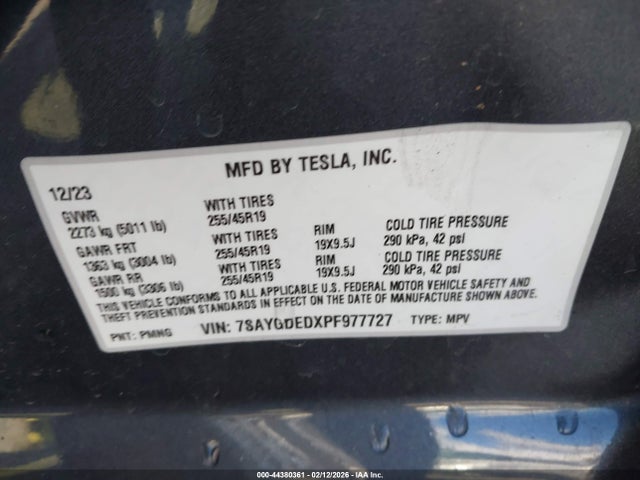 2023 TESLA MODEL Y 7SAYGDEDXPF977727 Photo 8