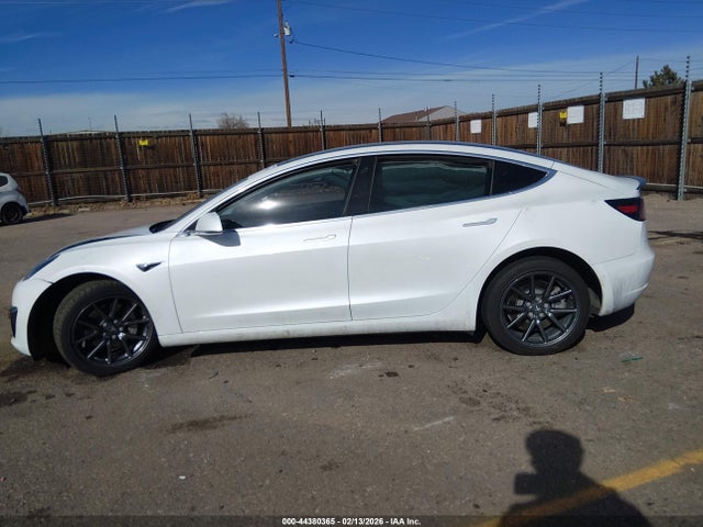 Продаж на аукціоні авто 2019 Tesla Model 3 Long Range/performance, vin: 5YJ3E1EB6KF510789, номер лоту: 44380365