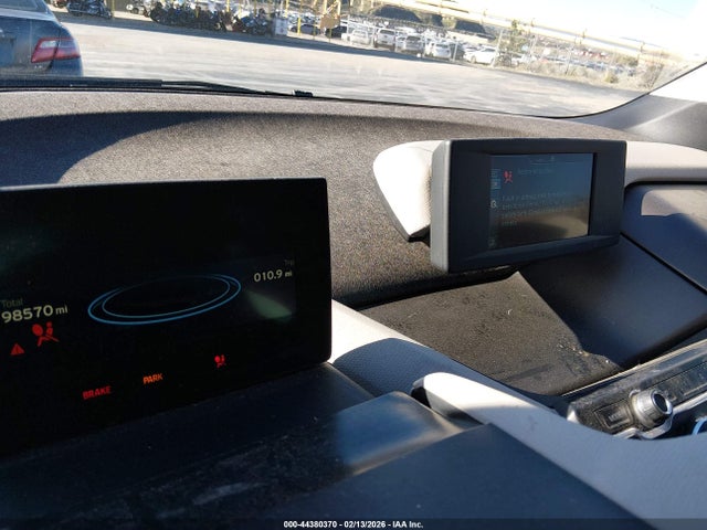 WBY1Z4C53FV279110 BMW I3 Base W/range Extender
