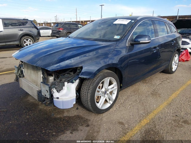 2015 VOLVO V60 YV1612SD7F1191884 Photo 1