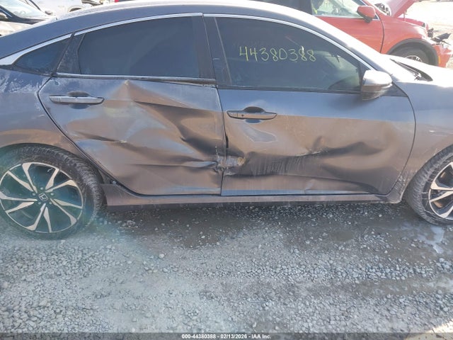 44380388 :رقم المزاد ، 19XFC2F82ME003649 vin ، 2021 Honda Civic Sport مزاد بيع