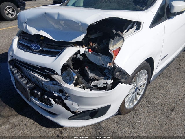 1FADP5AUXEL513540 Ford C-max Hybrid Se