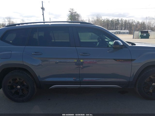 44380408 :رقم المزاد ، 1V2CR2CA5RC542319 vin ، 2024 Volkswagen Atlas 2.0t Peak Edition Se W/technology مزاد بيع
