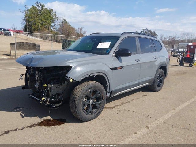 44380408 :رقم المزاد ، 1V2CR2CA5RC542319 vin ، 2024 Volkswagen Atlas 2.0t Peak Edition Se W/technology مزاد بيع