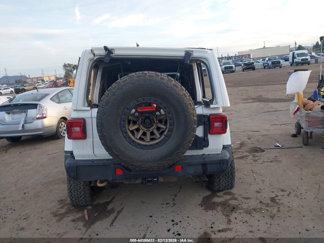 1C4JJXSJ3MW761396 Jeep Wrangler Unlimited Rubicon 392 4x4