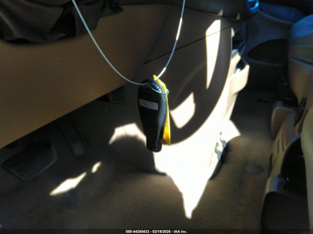 2014 Chrysler Town & Country Touring მანქანა იყიდება აუქციონზე, vin: 2C4RC1BGXER268971, აუქციონის ნომერი: 44380433