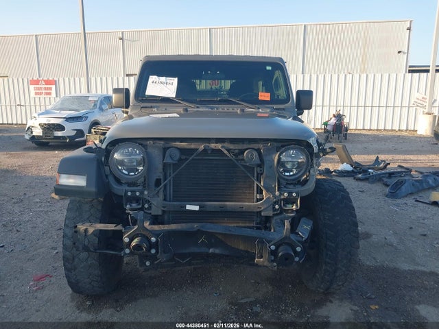 1C4HJXDN6NW240009 Jeep Wrangler Unlimited Willys 4x4