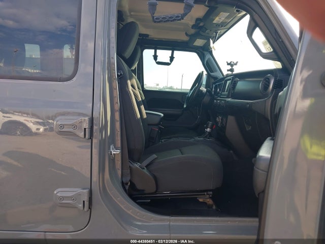 1C4HJXDN6NW240009 Jeep Wrangler Unlimited Willys 4x4
