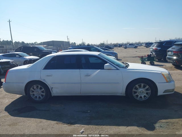 Продаж на аукціоні авто 2010 Cadillac Dts Standard, vin: 1G6KA5EY5AU122786, номер лоту: 44380454