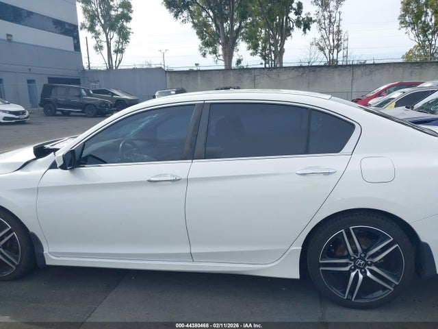1HGCR2F14HA160551 Honda Accord Sport Se