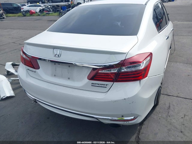1HGCR2F14HA160551 Honda Accord Sport Se