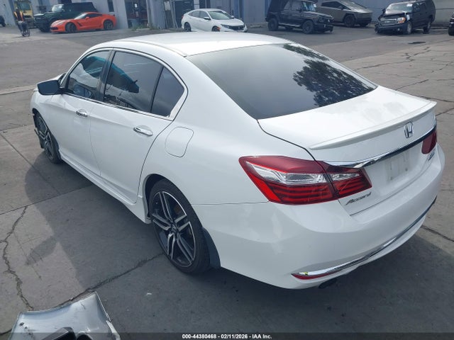 1HGCR2F14HA160551 Honda Accord Sport Se