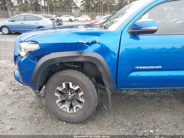 5TFCZ5AN2HX117091 Toyota Tacoma Sr5/trd Off Road/trd Sport