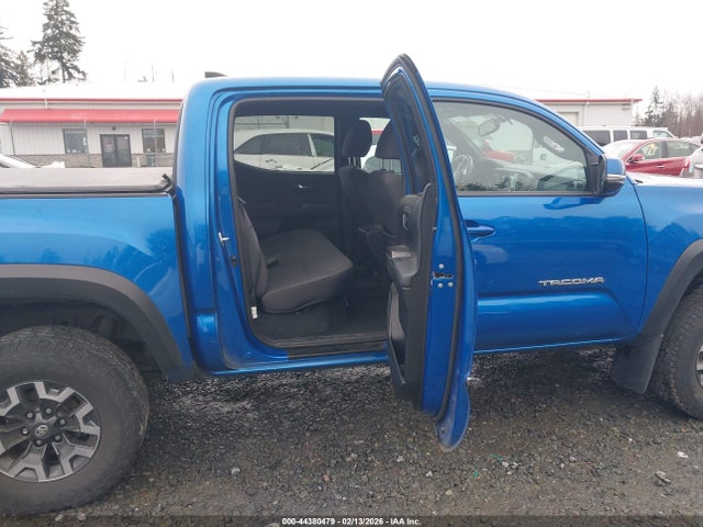 5TFCZ5AN2HX117091 Toyota Tacoma Sr5/trd Off Road/trd Sport