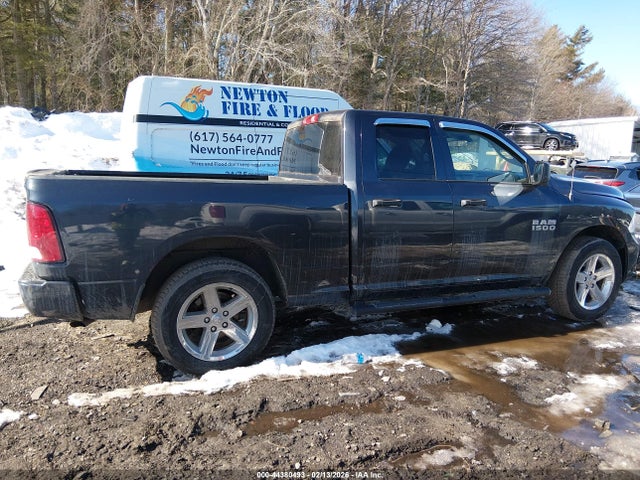 Продажа на аукционе авто 2018 Ram 1500 Express  4x4 6'4 Box, vin: 1C6RR7FG9JS206537, номер лота: 44380493