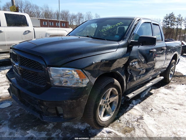 Продажа на аукционе авто 2018 Ram 1500 Express  4x4 6'4 Box, vin: 1C6RR7FG9JS206537, номер лота: 44380493
