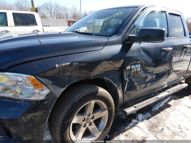 Продажа на аукционе авто 2018 Ram 1500 Express  4x4 6'4 Box, vin: 1C6RR7FG9JS206537, номер лота: 44380493