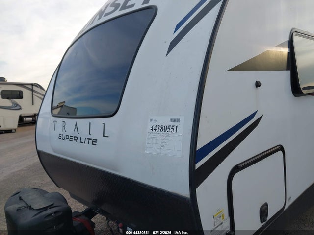 4YDT2222XM5353577 Sunset Travel Trailer