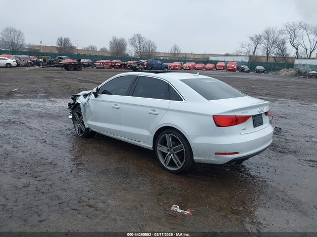 2015 AUDI A3 WAUCCGFF9F1029814 Photo 2