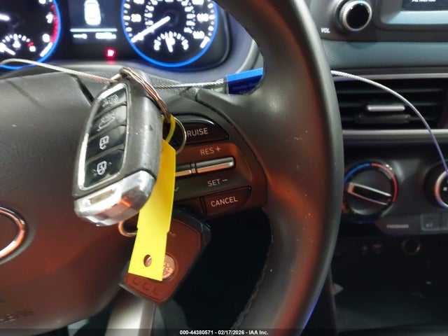 2019 HYUNDAI KONA KM8K2CAA3KU190850 Photo 10