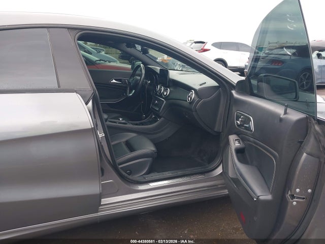 WDDSJ4EB1JN525148 Mercedes-Benz CLA 250