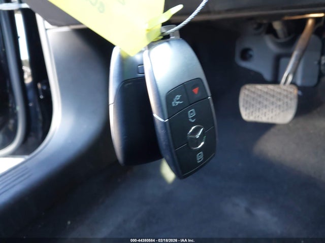 2022 MERCEDES-BENZ CLA 250 COUPE W1K5J4GBXNN249925 Photo 10