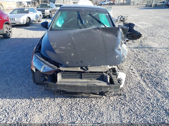 44380611 :رقم المزاد ، WAUAUDGY0NA028875 vin ، 2022 Audi A3 Premium 40 Tfsi Front-wheel Drive S Tronic مزاد بيع